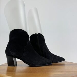 New Womens Bernardo Frisco Black Suede Western Casual Heeled Ankle Boots Size 7